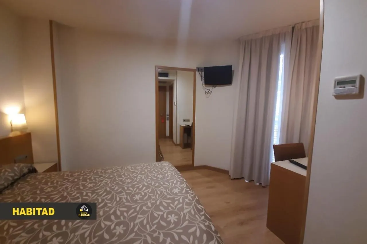 Hostal Rambla Sant Boi de Llobregat 2*,